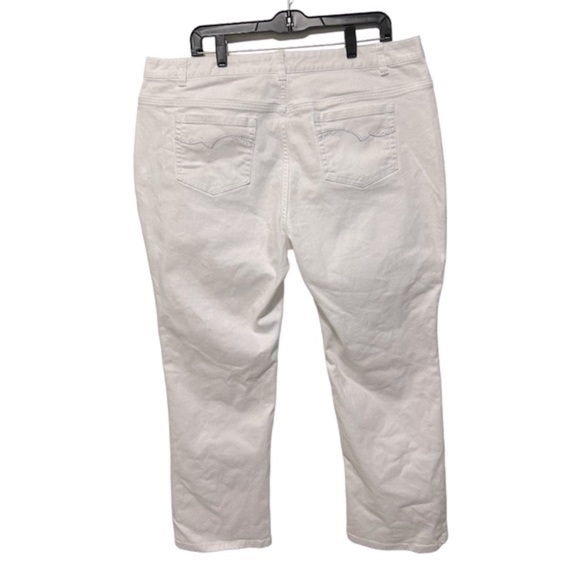Host Pick NORTHERN Reflections Town Mid Rise White Denim Jeans Pants Siez 18P - Picture 2 of 12